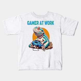 Busy Dragon Gamer Video Game Gecko Lizard Kids T-Shirt